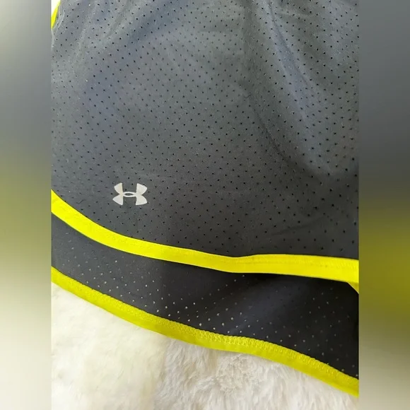 Under Armour Women's Black Shorts with Yellow Trim - Picture 2 of 8